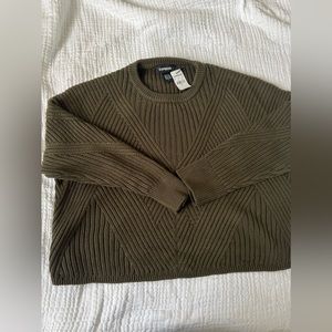 Brand New Express Olive Green cable knit sweater size Medium 🖤✨